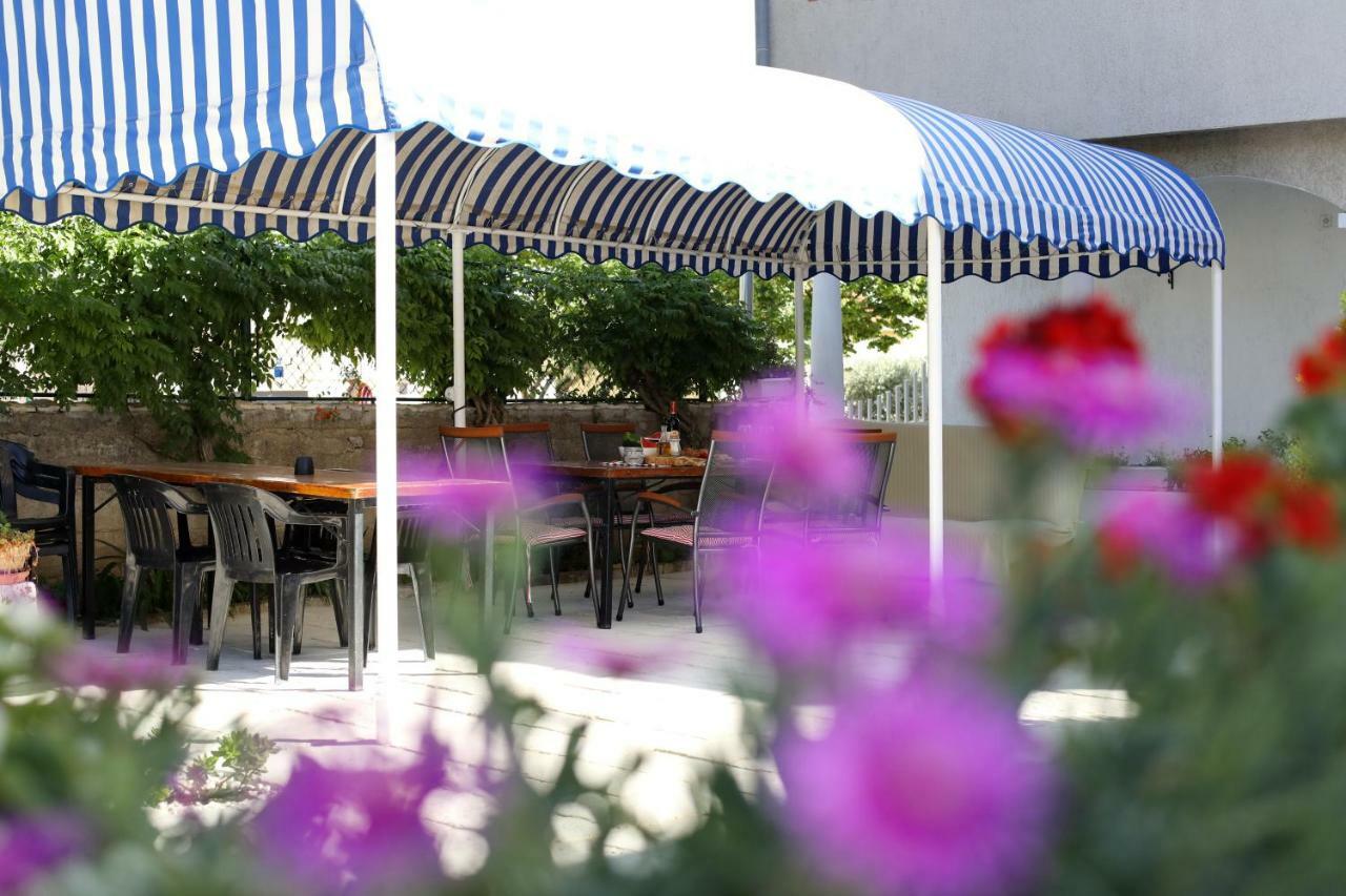 Rooms & Apartments Soline Nuove Biograd Na Moru Exterior foto